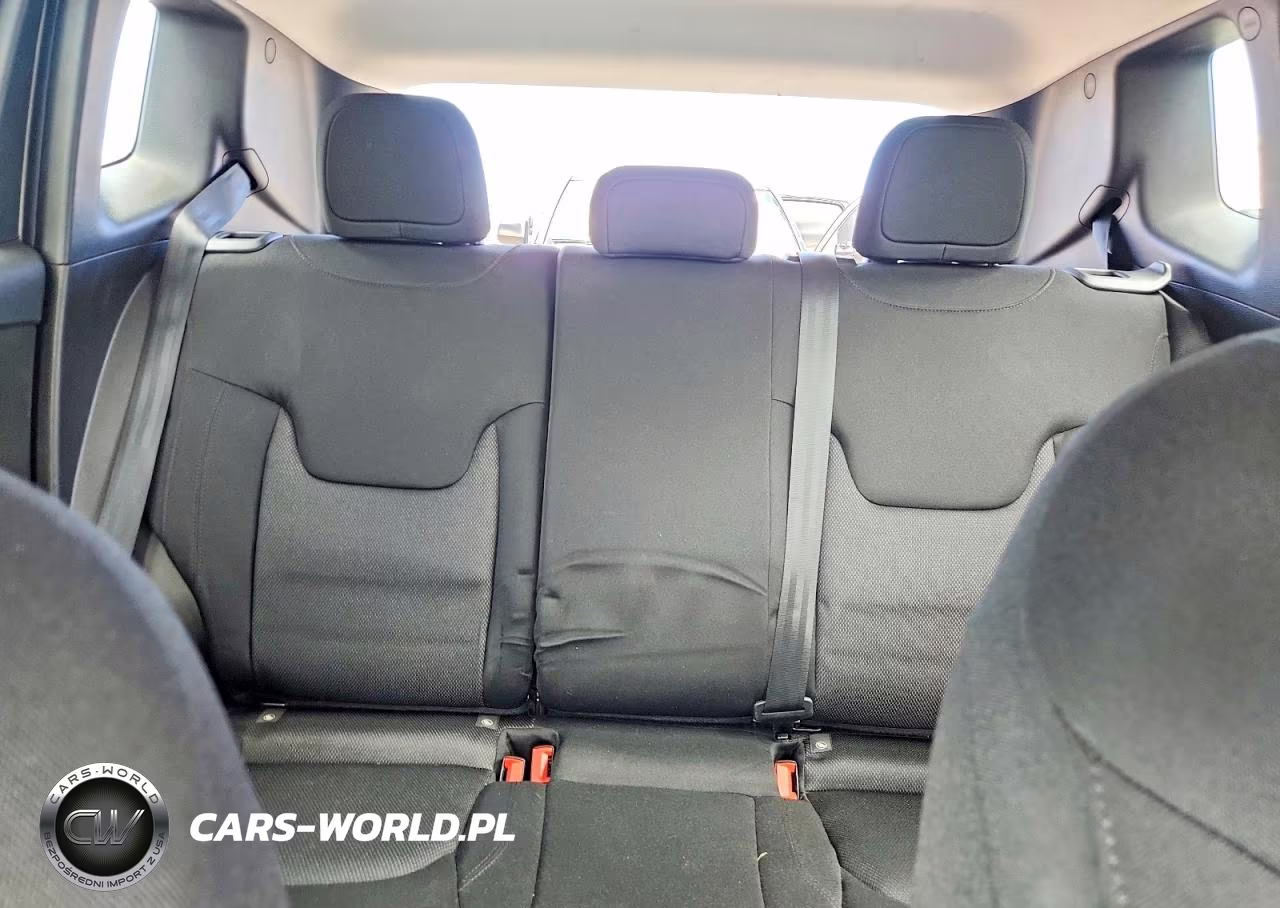 2020 Jeep Renegade Sport VIN:ZACNJAAB0LPL08080 - 10