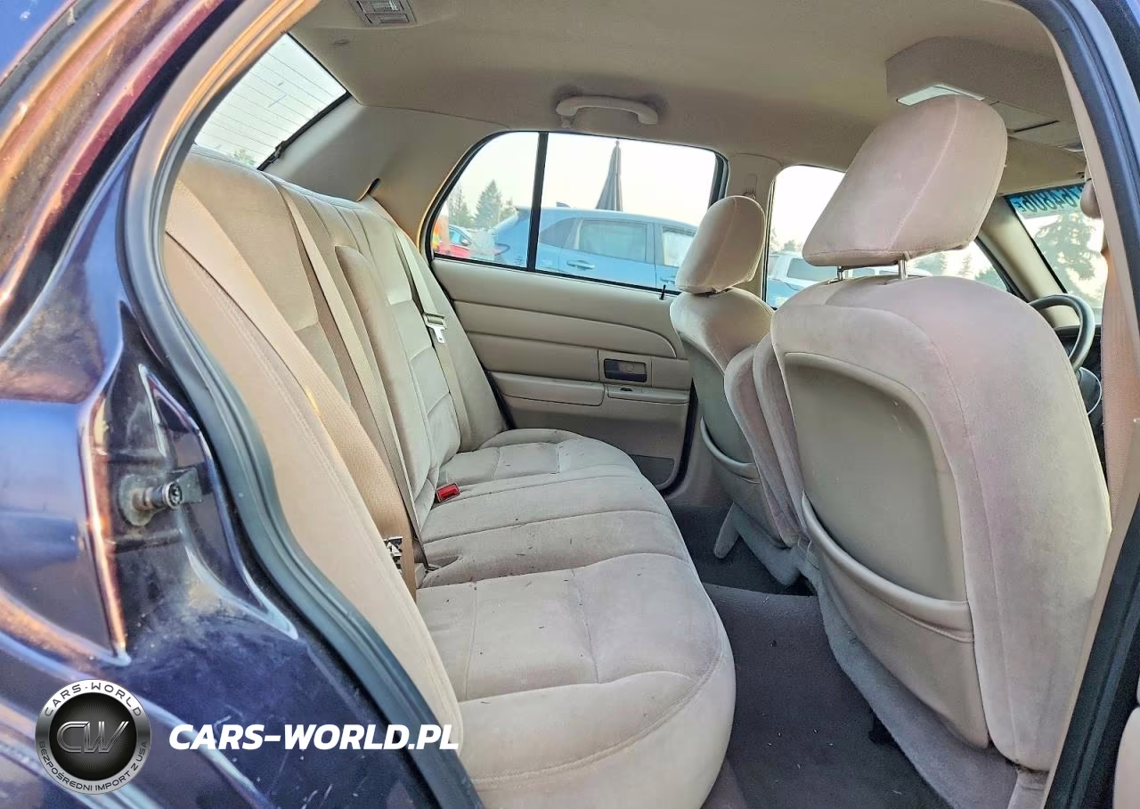 2003 Ford Crown Victoria Lx VIN:2FAFP74W03X127856 - 10