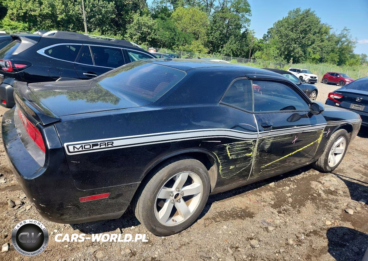 2012 Dodge Challenger Sxt VIN:2C3CDYAG9CH243998 - 3