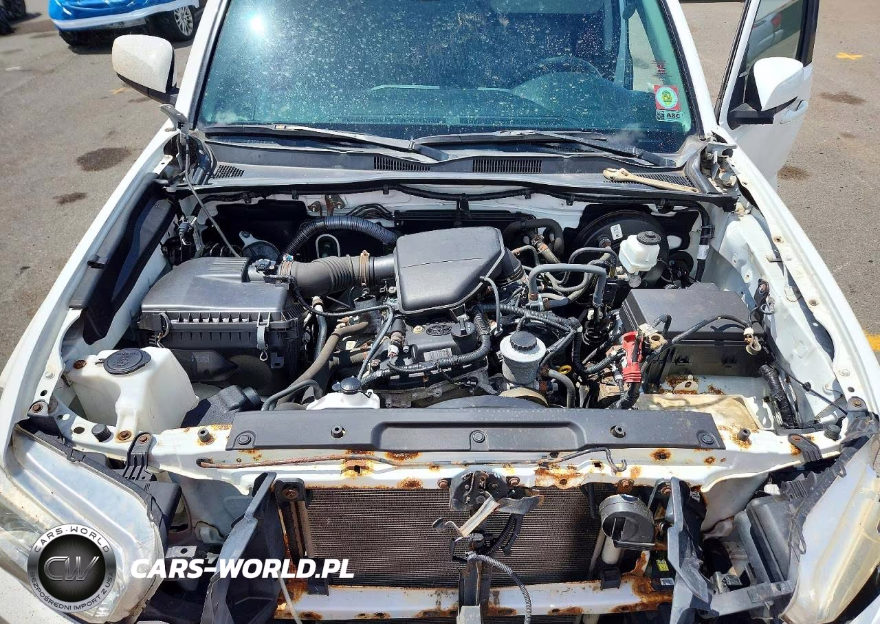 2019 Toyota Tacoma Sr VIN:5TFAX5GN2KX159787 - 11