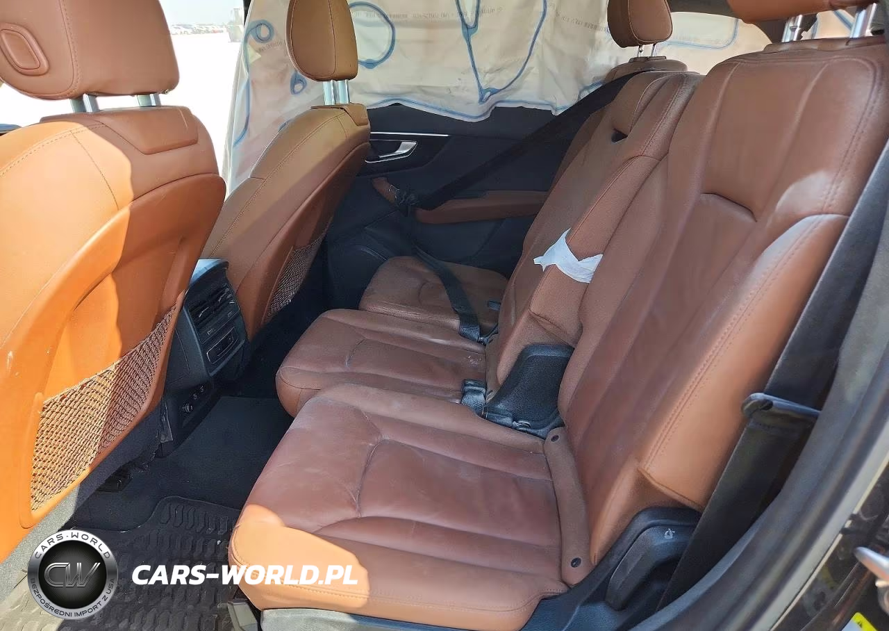 2021 Audi Q7 Premium VIN:WA1AXAF77MD021897 - 10