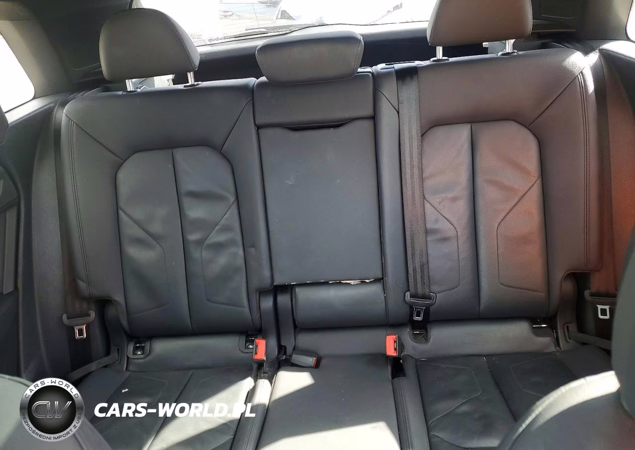 2020 Audi Q3 Premium VIN:WA1AECF34L1078394 - 10