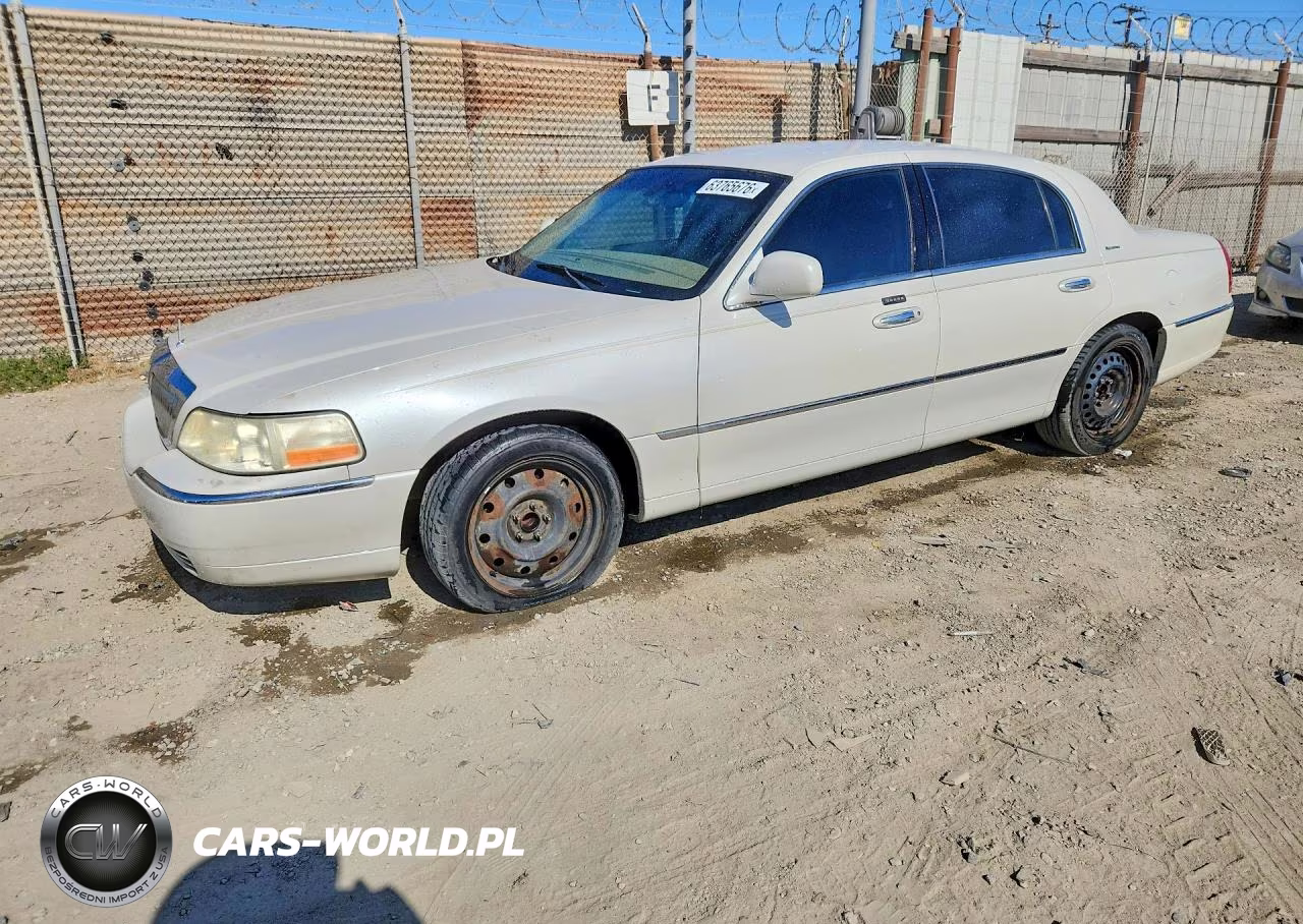2006 Lincoln Town Car Signature – zdjęcie 1 z 12