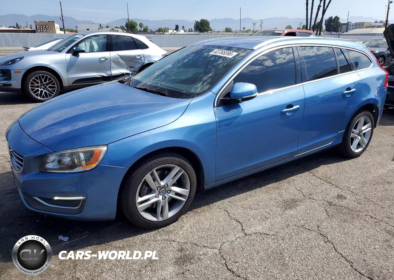 2015 Volvo V60 Premier