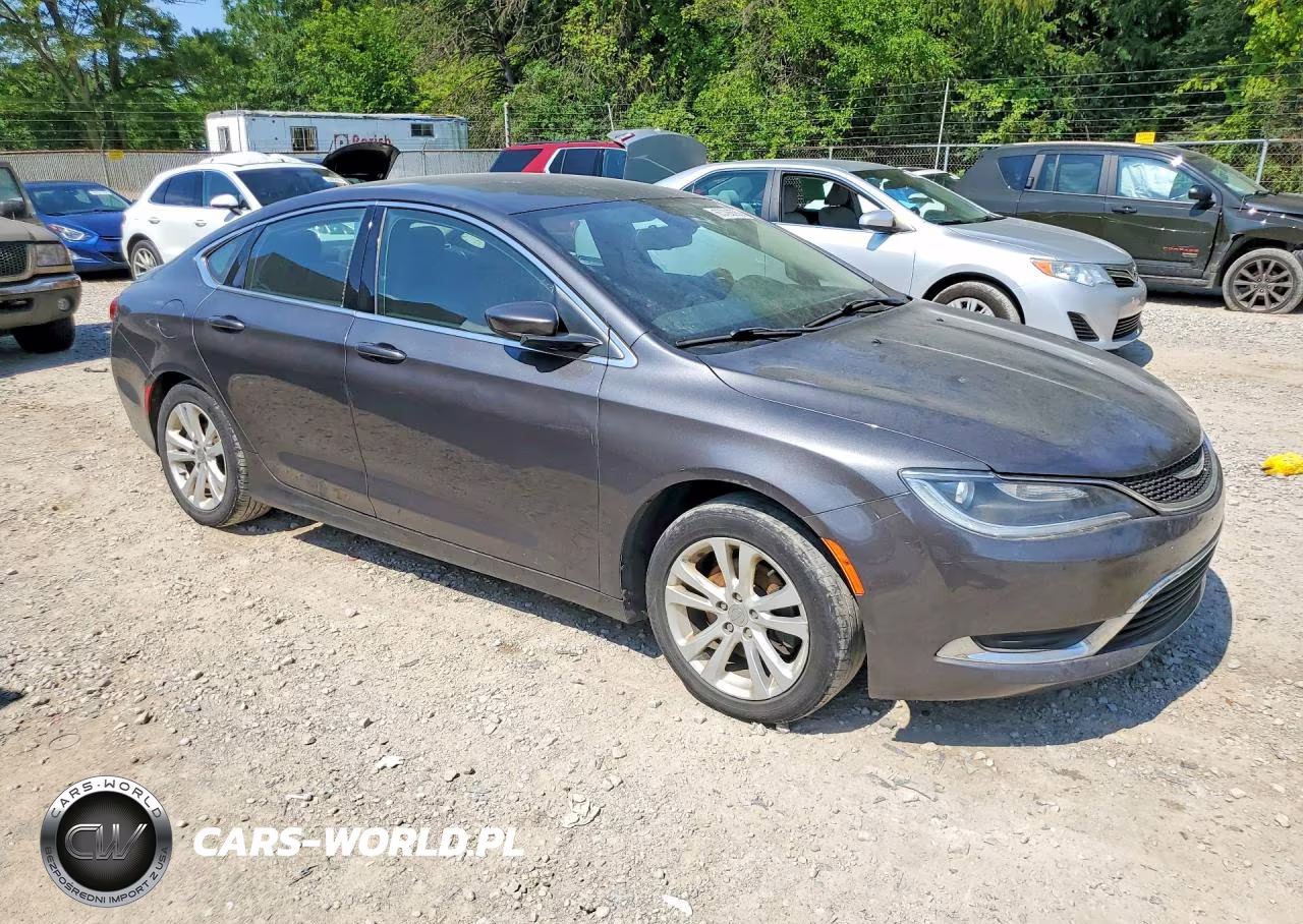 2015 Chrysler 200 Limited VIN:1C3CCCAB9FN634817 - 4
