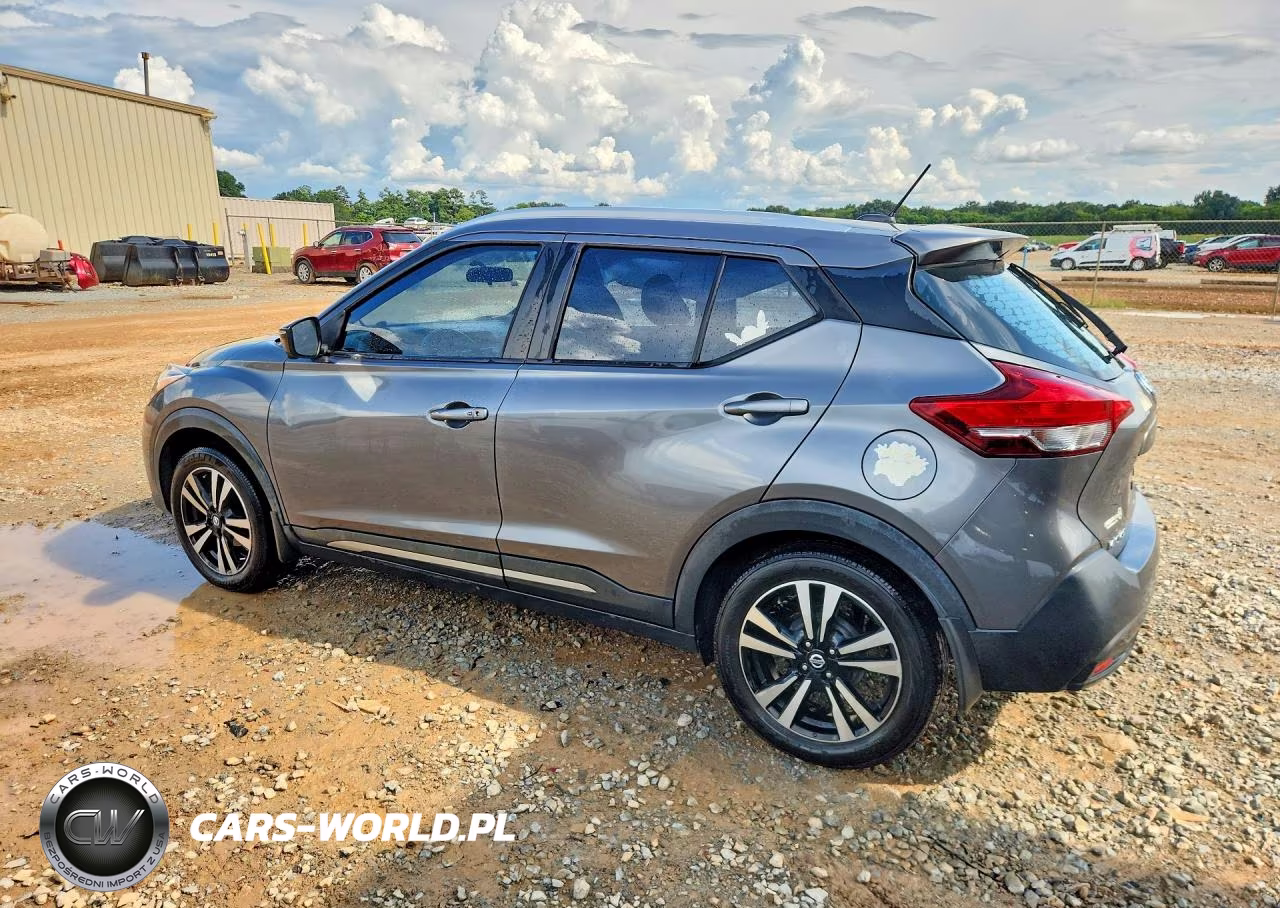 2019 Nissan Kicks Sr VIN:3N1CP5CU0KL521104 - 2