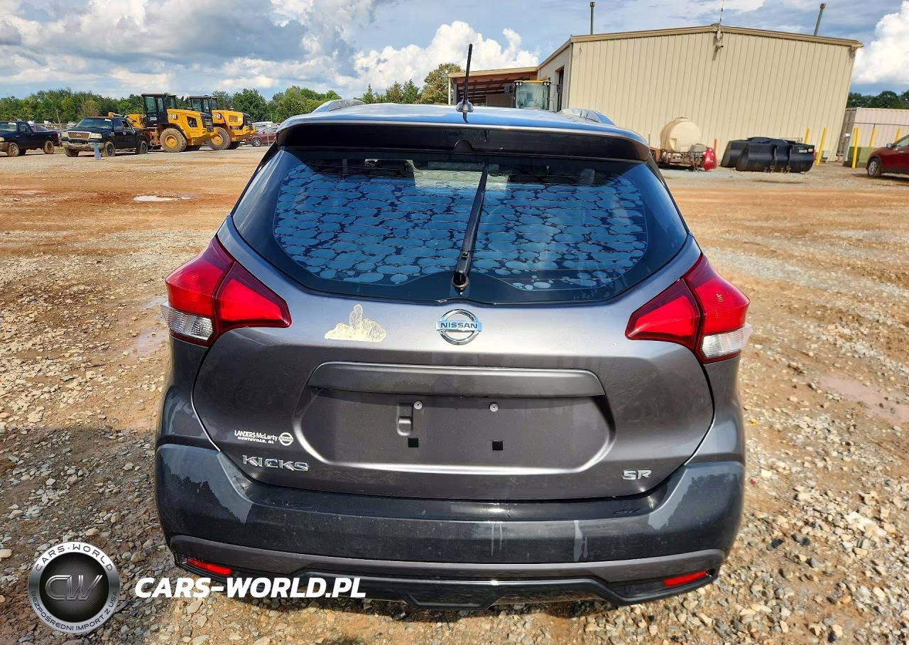 2019 Nissan Kicks Sr VIN:3N1CP5CU0KL521104 - 6