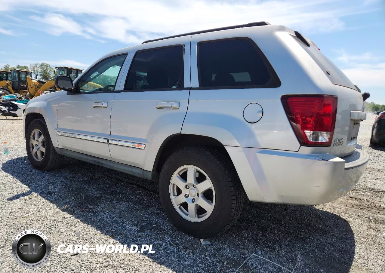 2010 Jeep Grand Cherokee Laredo VIN:1J4PR4GKXAC106128 - 2