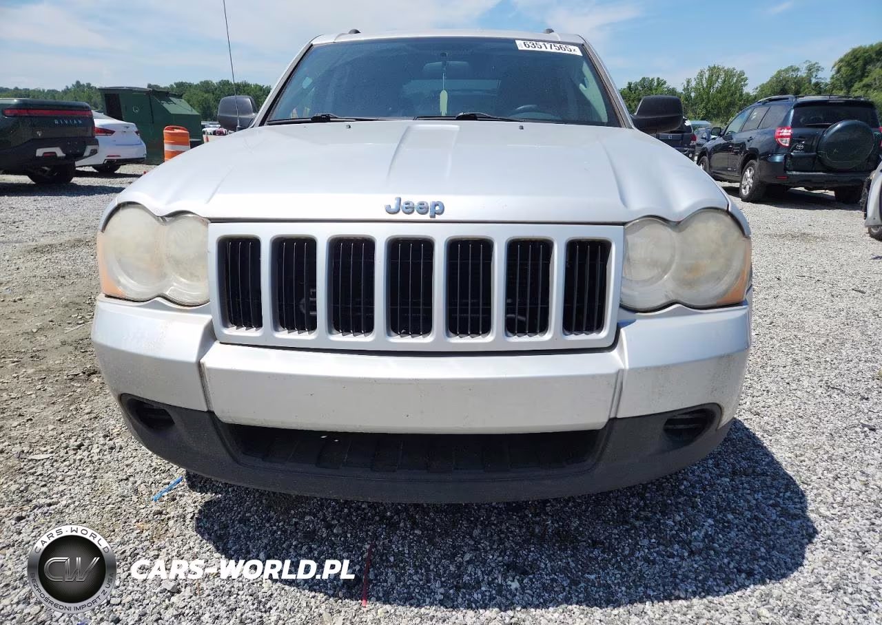 2010 Jeep Grand Cherokee Laredo VIN:1J4PR4GKXAC106128 - 5