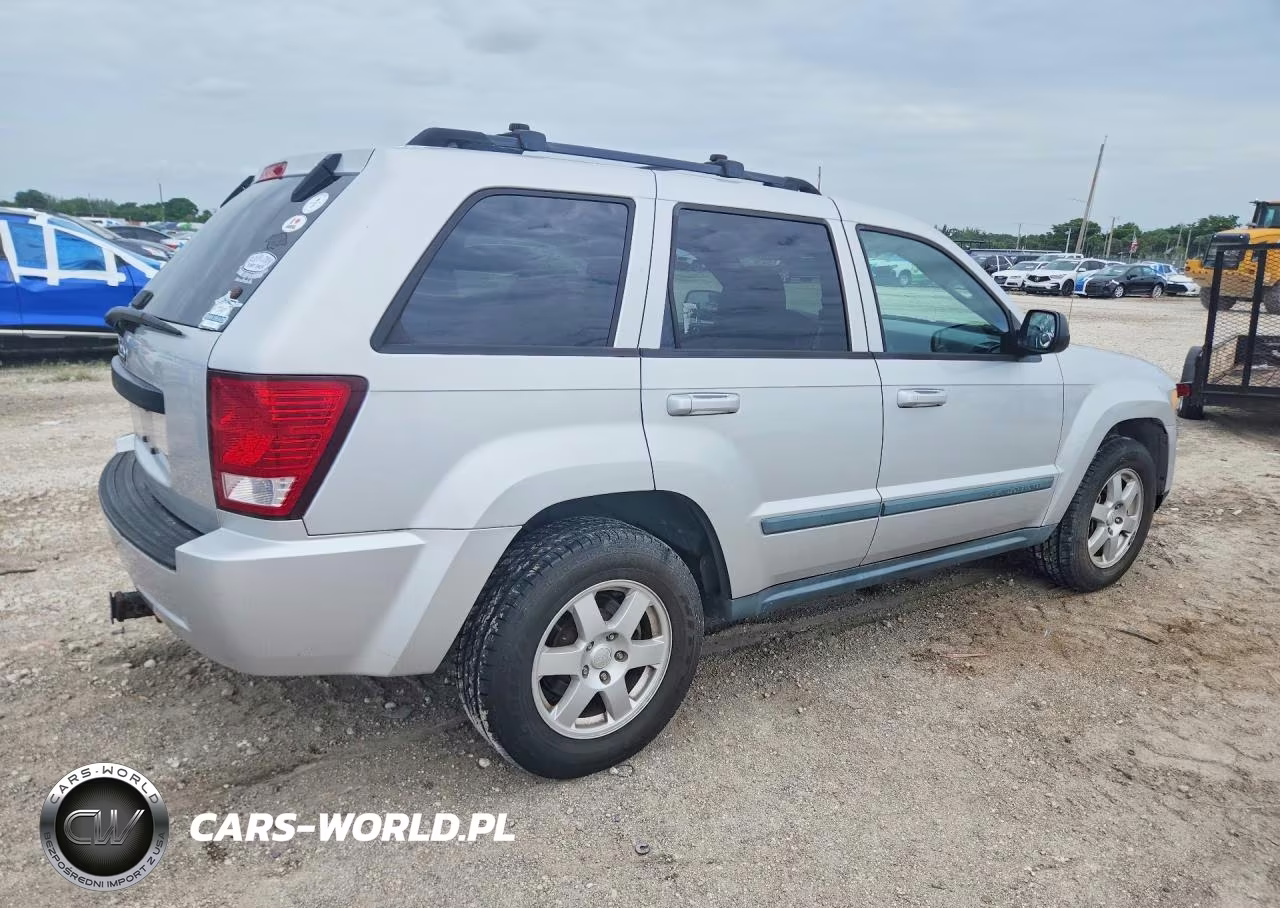 2008 Jeep Grand Cherokee Laredo VIN:1J8GR48K08C244705 - 3