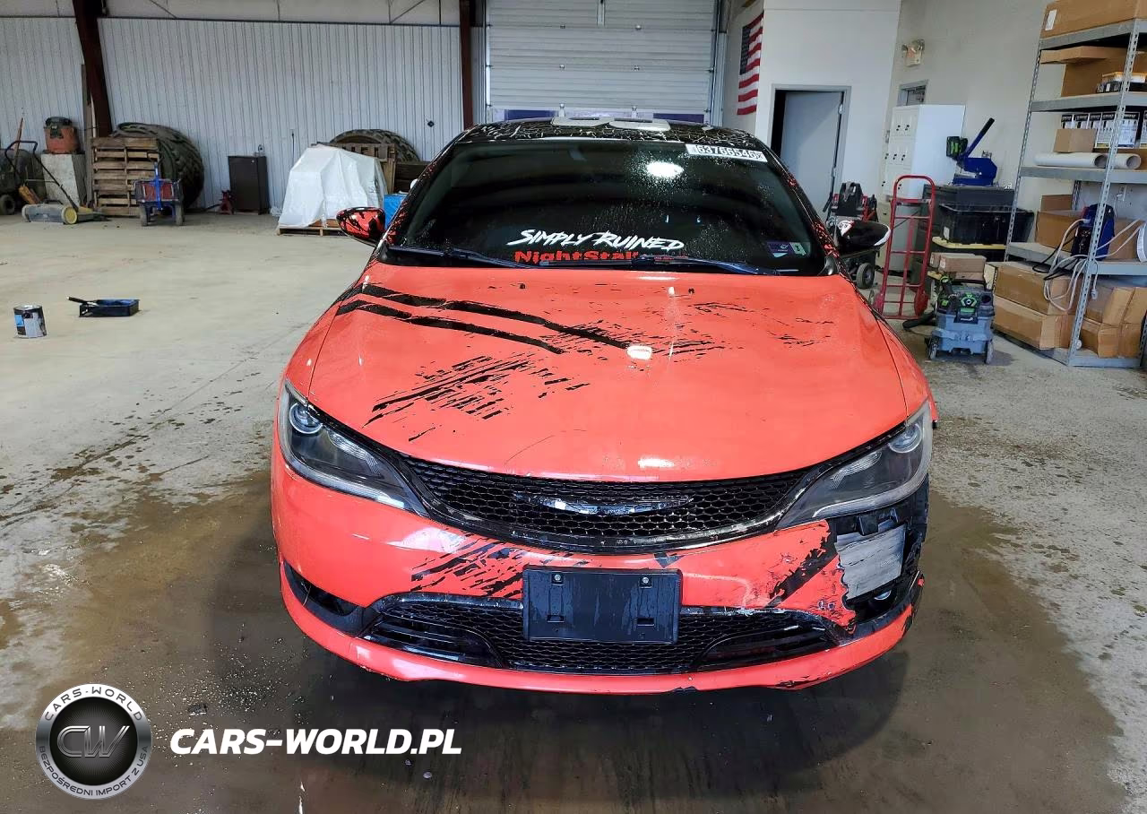 2015 Chrysler 200 C VIN:1C3CCCCBXFN525201 - 5