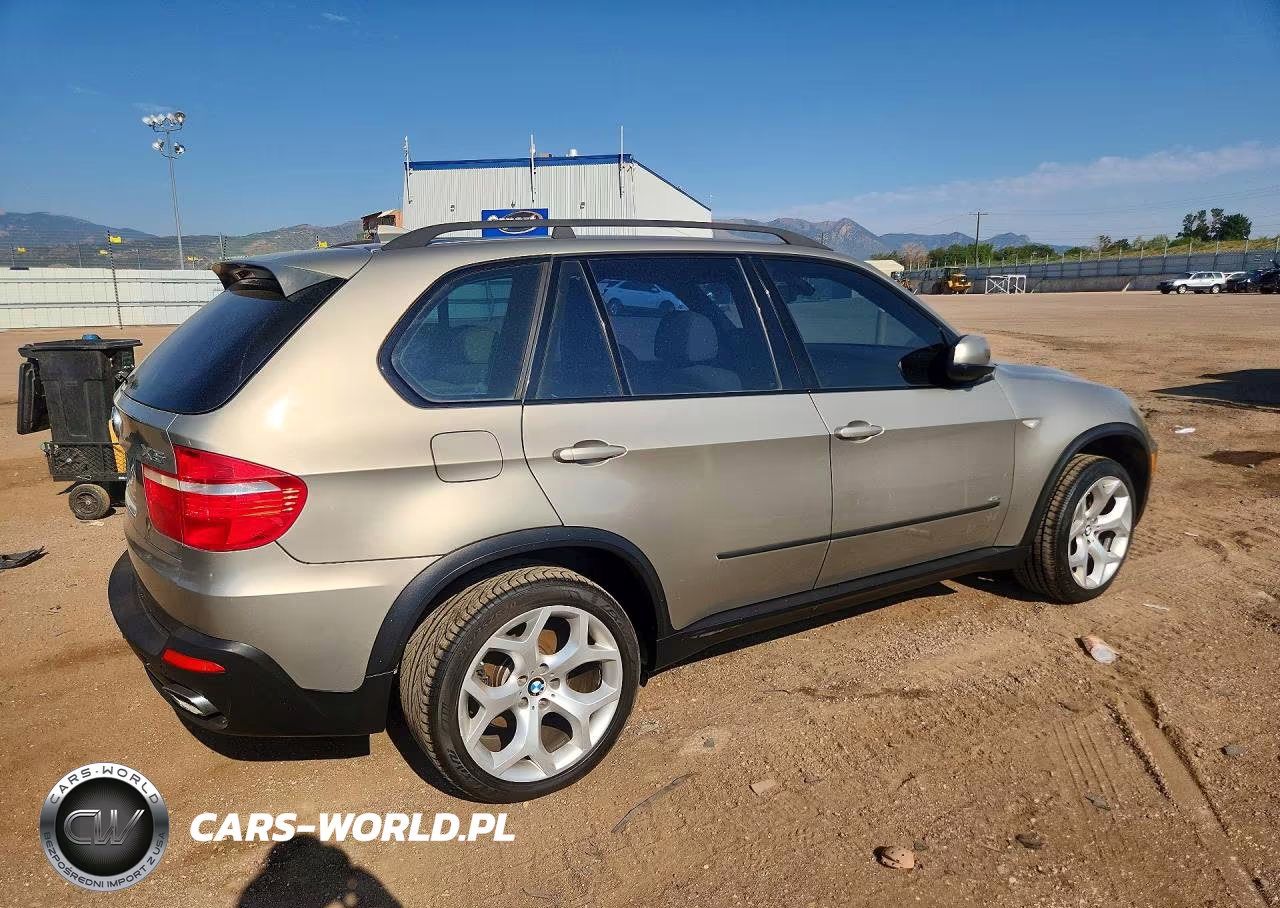 2007 BMW X5 4.8I VIN:4USFE835X7LZ37071 - 3