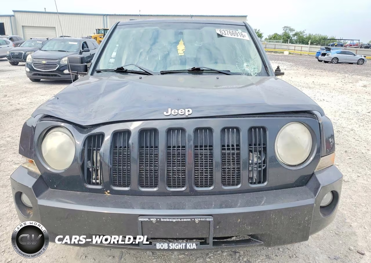 2010 Jeep Patriot Sport VIN:1J4NT1GA2AD655850 - 5