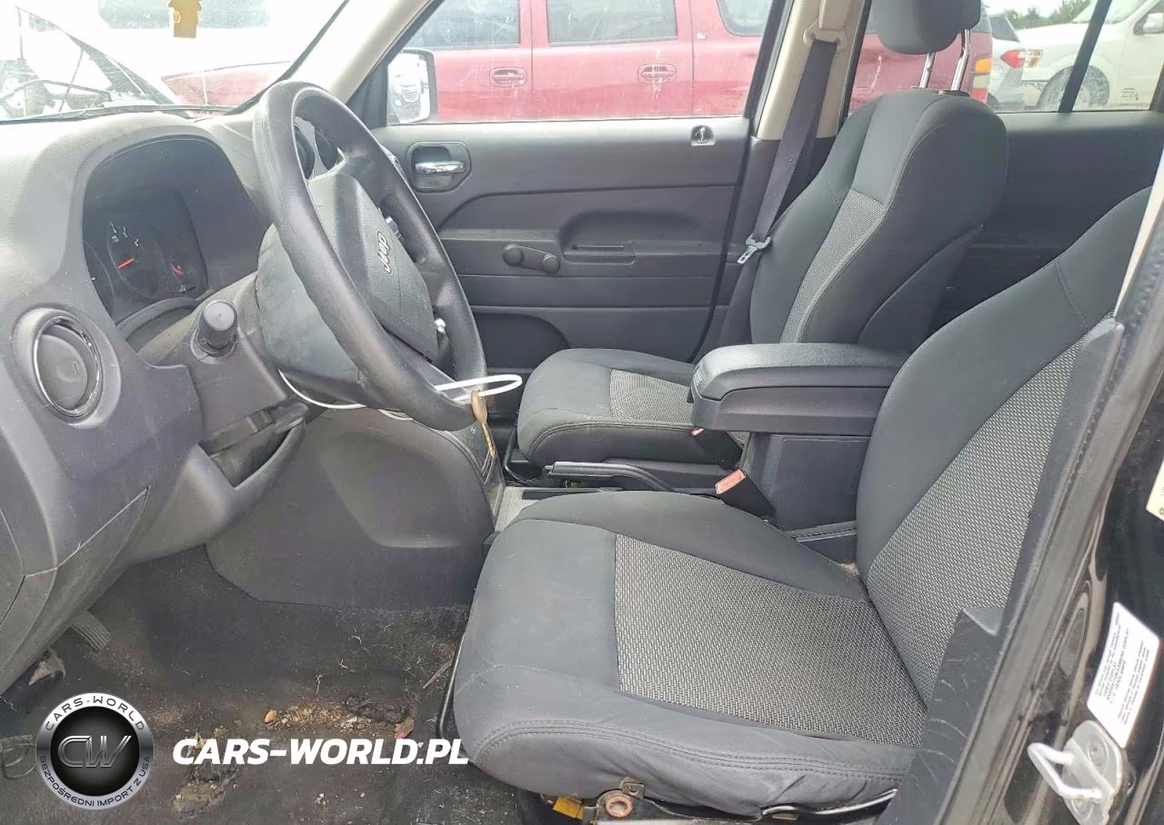 2010 Jeep Patriot Sport VIN:1J4NT1GA2AD655850 - 7