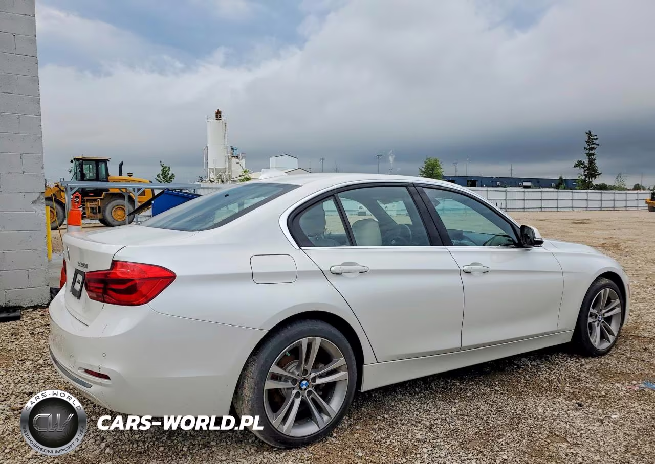 2017 BMW 330 Xi VIN:WBA8D9G57HNU59731 - 3