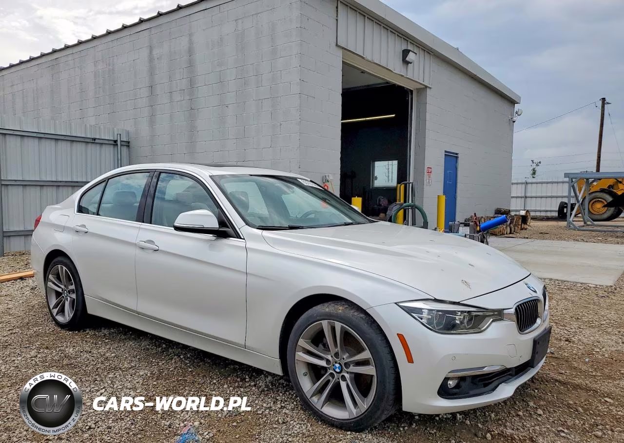 2017 BMW 330 Xi VIN:WBA8D9G57HNU59731 - 4