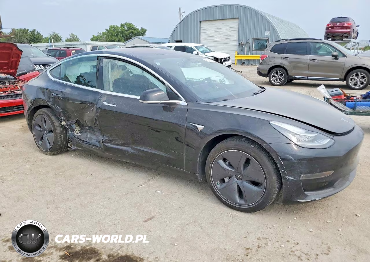 2018 Tesla Model 3 VIN:5YJ3E1EA2JF053839 - 4