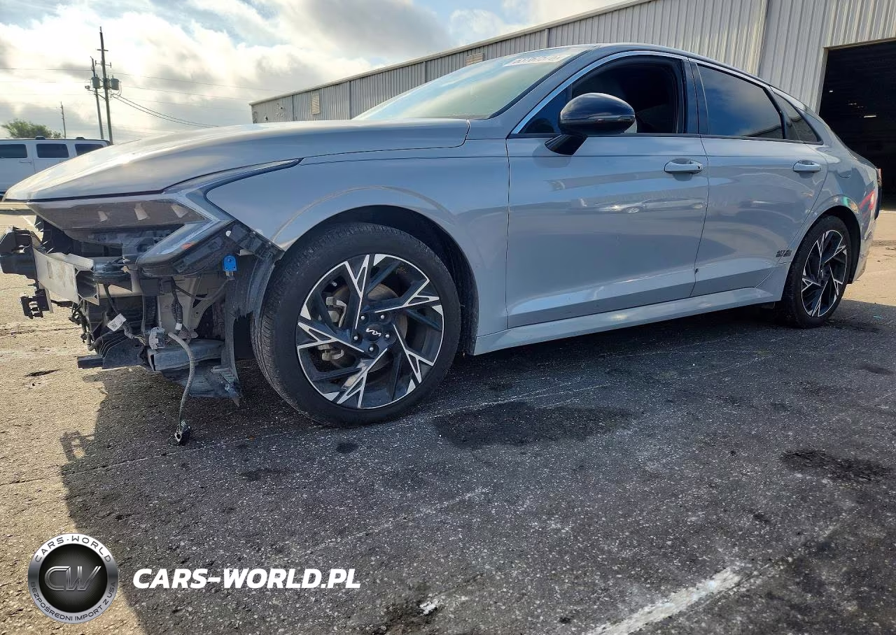 2025 Kia K5 Gt Line – zdjęcie 1 z 13