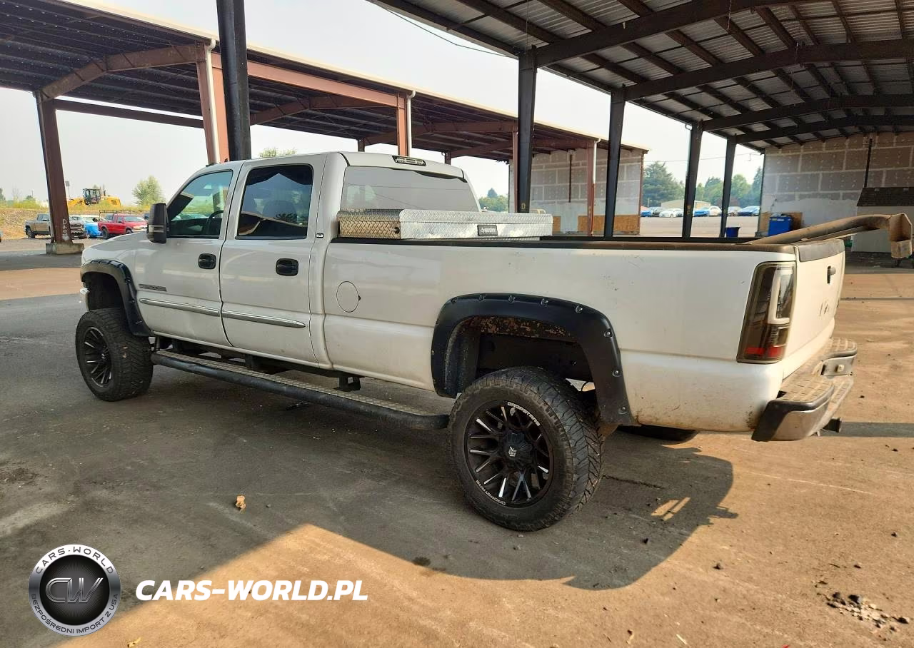 2006 GMC Sierra K2500 Heavy Duty VIN:1GTHK23UX6F265361 - 2