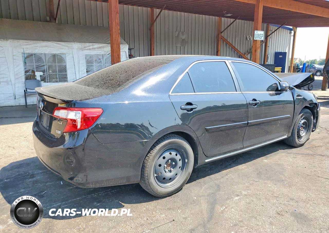 2013 Toyota Camry Hybrid Le VIN:4T1BD1FK0DU067185 - 3