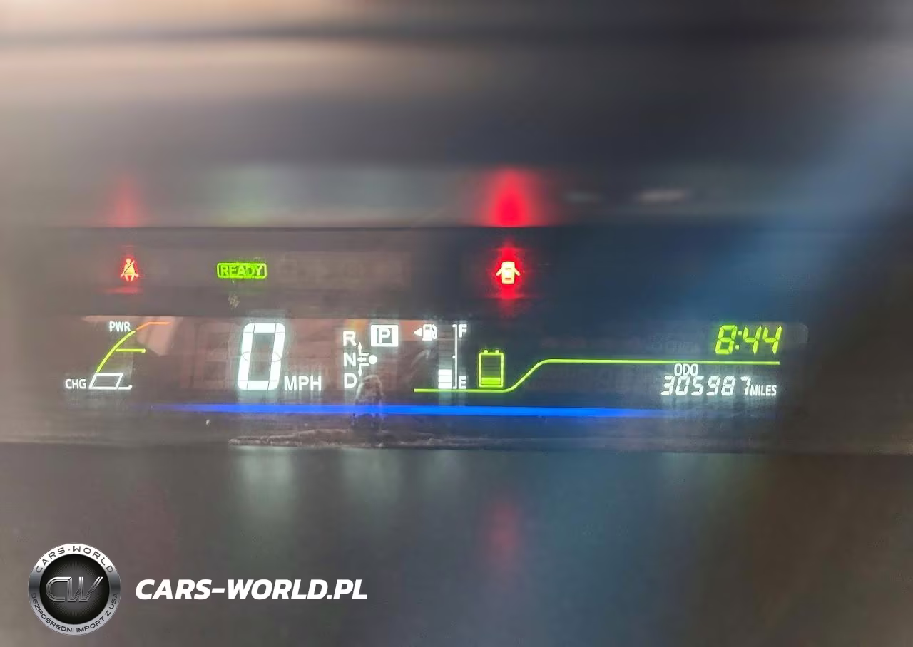 2012 Toyota Prius V Three VIN:JTDZN3EU6C3033481 - 9
