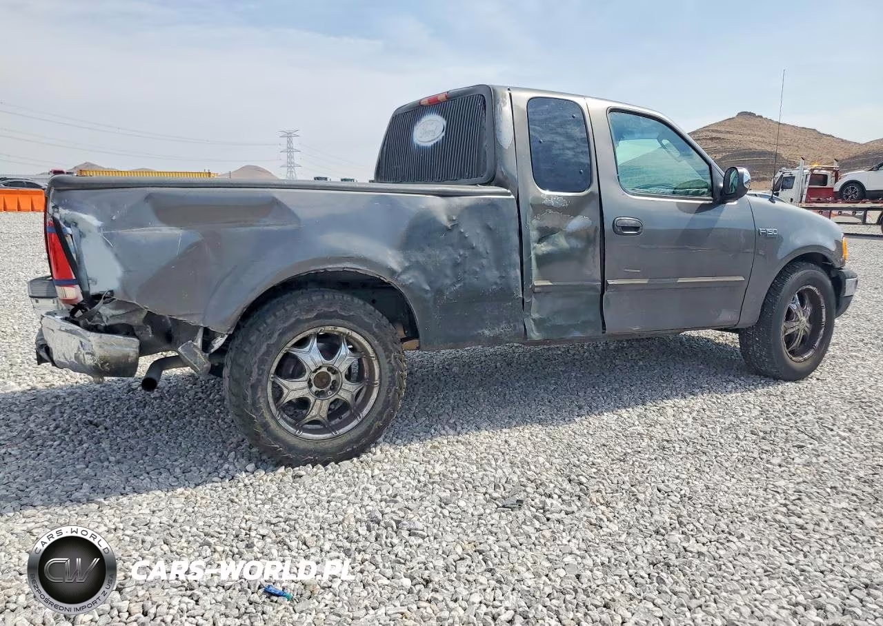 2004 Ford F-150 Heritage Classic VIN:2FTRX17274CA04688 - 3