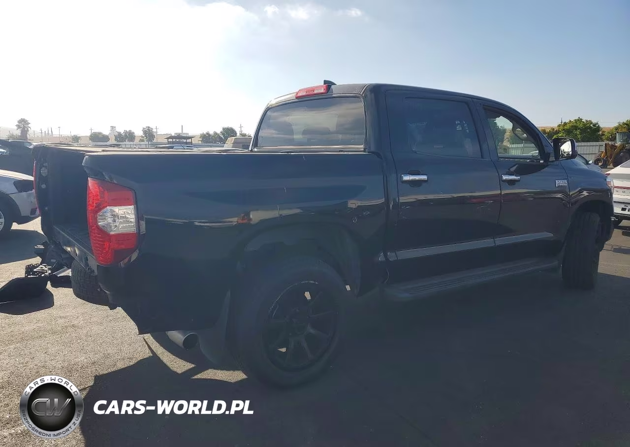 2021 Toyota Tundra Platinum VIN:5TFAY5F15MX011616 - 3