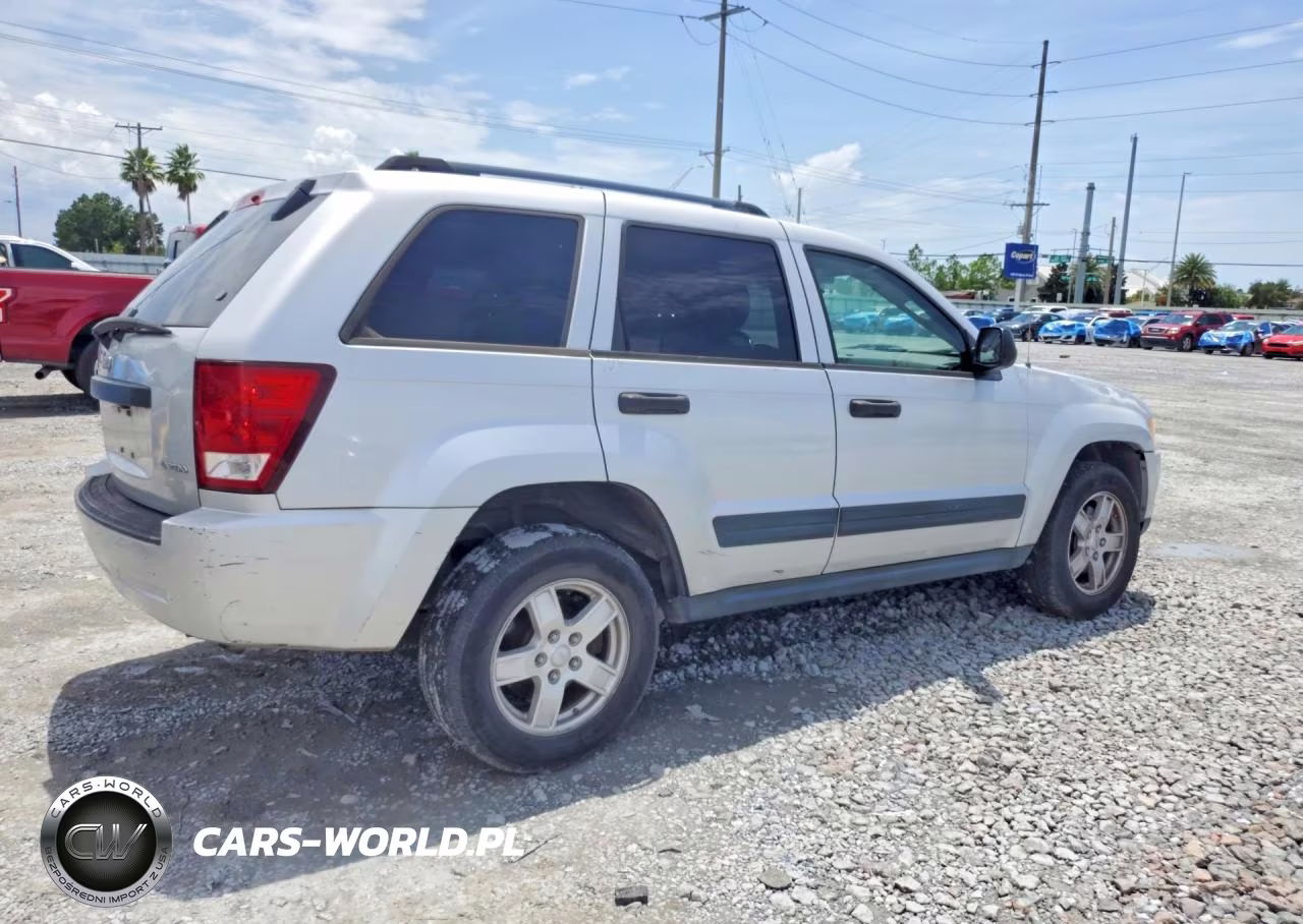 2005 Jeep Grand Cherokee Laredo VIN:1J4GS48K35C553960 - 3