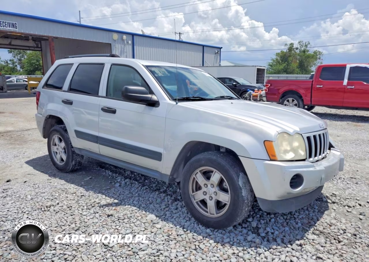 2005 Jeep Grand Cherokee Laredo VIN:1J4GS48K35C553960 - 4