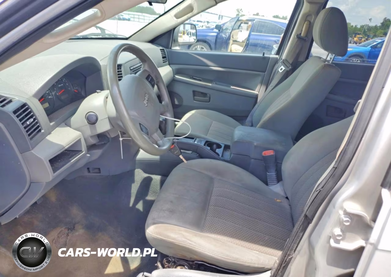 2005 Jeep Grand Cherokee Laredo VIN:1J4GS48K35C553960 - 7