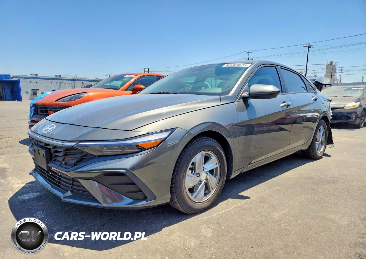 2024 Hyundai Elantra Se – zdjęcie 1 z 12