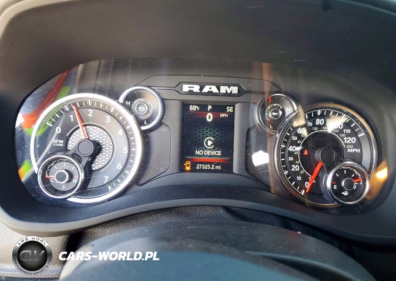 2024 Ram 2500 Big Horn VIN:3C6UR5DJ8RG386495 - 9