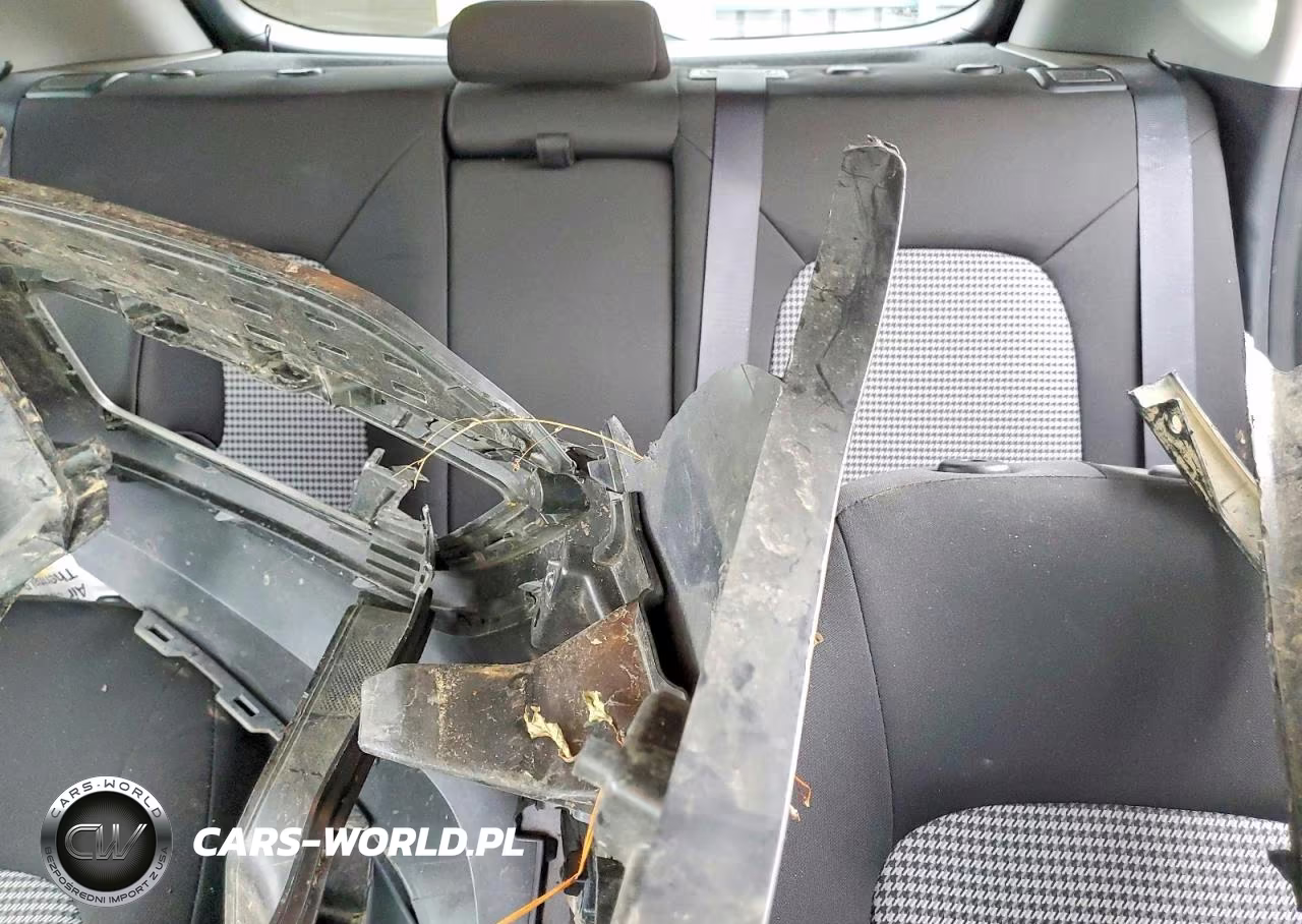 2018 Hyundai Kona Sel VIN:KM8K2CAA2JU112817 - 10