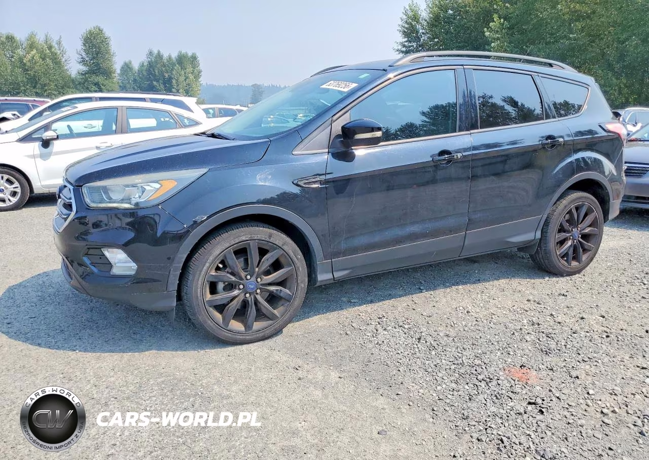 2017 Ford Escape Titanium – zdjęcie 1 z 14