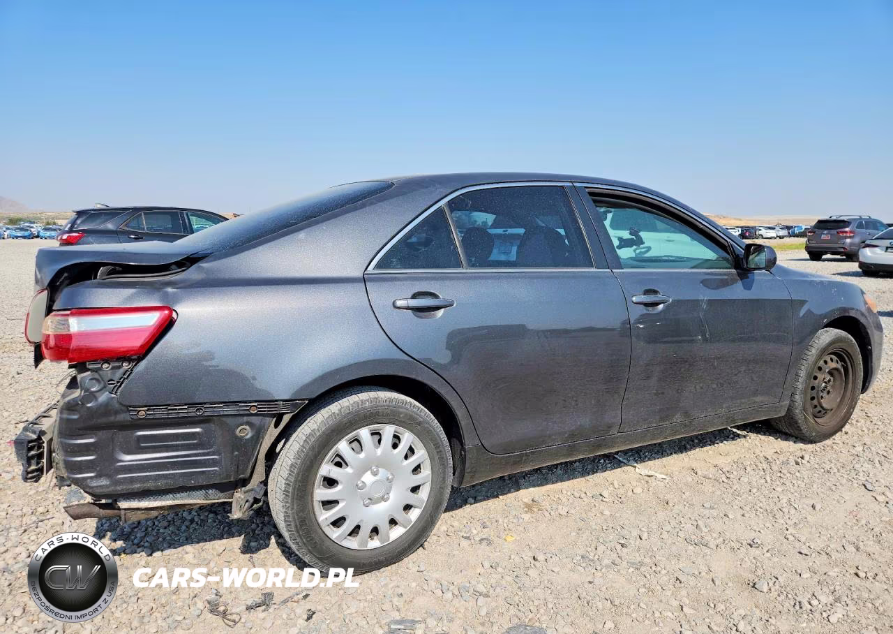 2007 Toyota Camry Le VIN:4T1BE46K67U610672 - 3