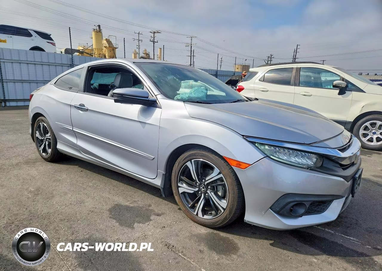 2018 Honda Civic Touring VIN:2HGFC3B97JH354868 - 4