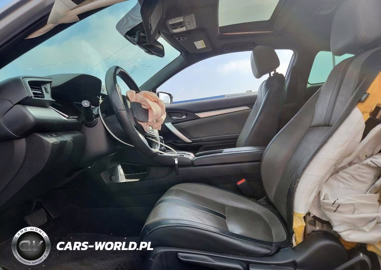 2018 Honda Civic Touring VIN:2HGFC3B97JH354868 - 7