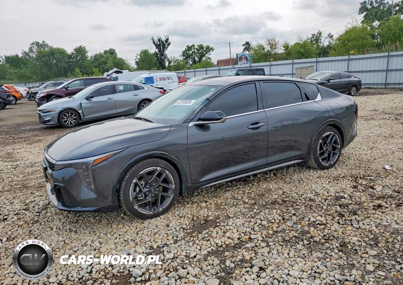 2025 Kia K4 Gt Line VIN:3KPFW4DE2SE251456 - 1
