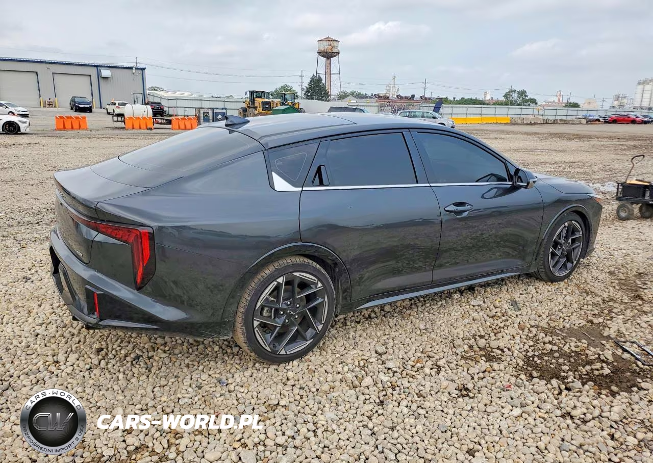 2025 Kia K4 Gt Line VIN:3KPFW4DE2SE251456 - 3