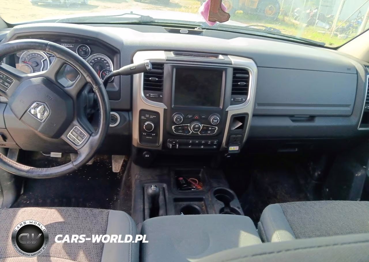 2016 Ram 2500 Powerwagon VIN:3C6TR5EJ8GG141865 - 8