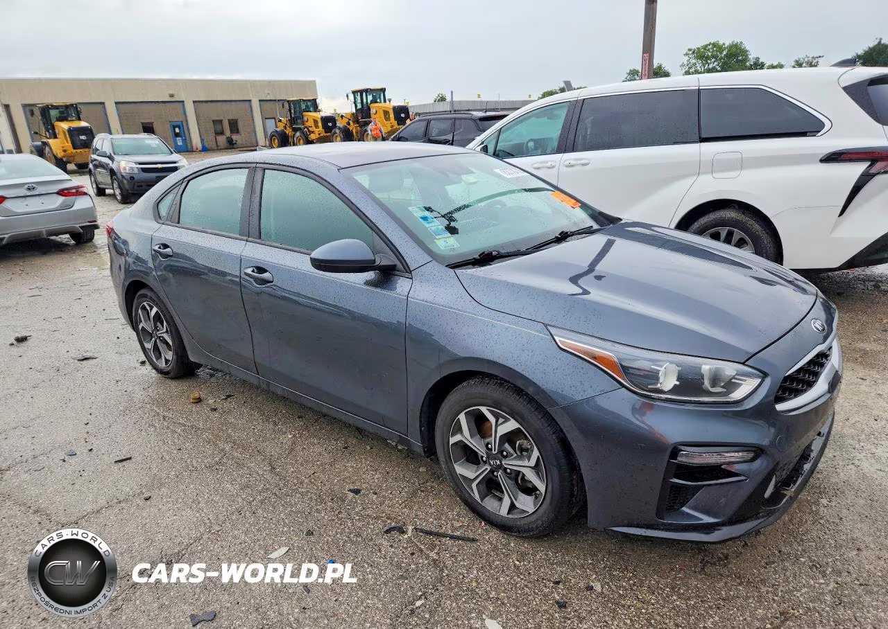 2020 Kia Forte Lxs VIN:3KPF24AD6LE202365 - 4