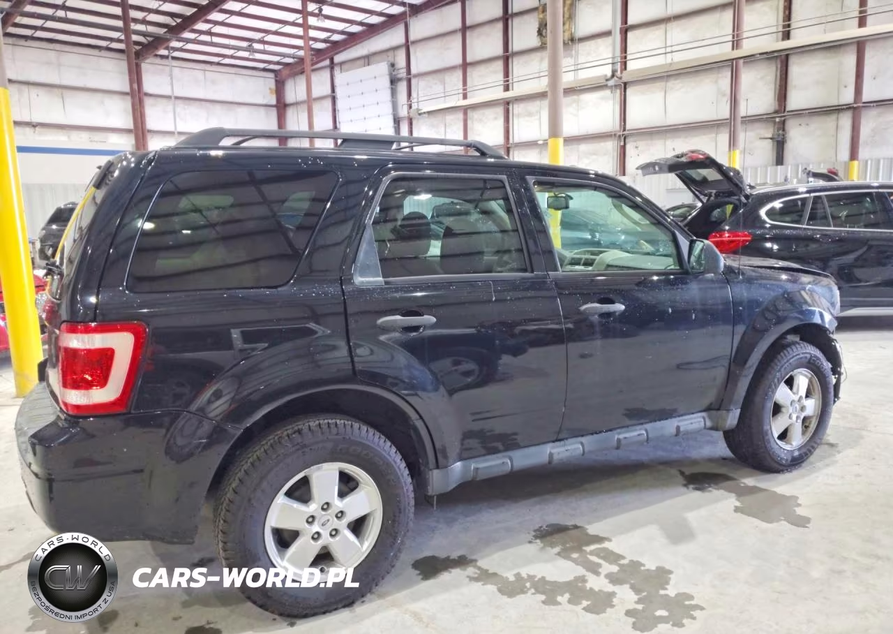 2009 Ford Escape Xlt VIN:1FMCU93G89KB28160 - 3