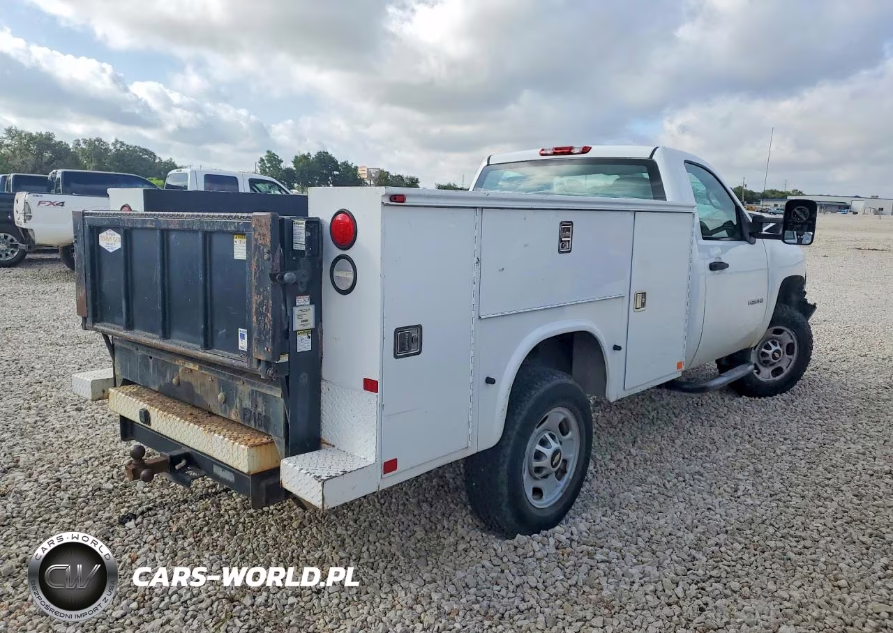 2012 Chevrolet Silverado C2500 Heavy Duty VIN:1GB0CVCG5CF160474 - 3