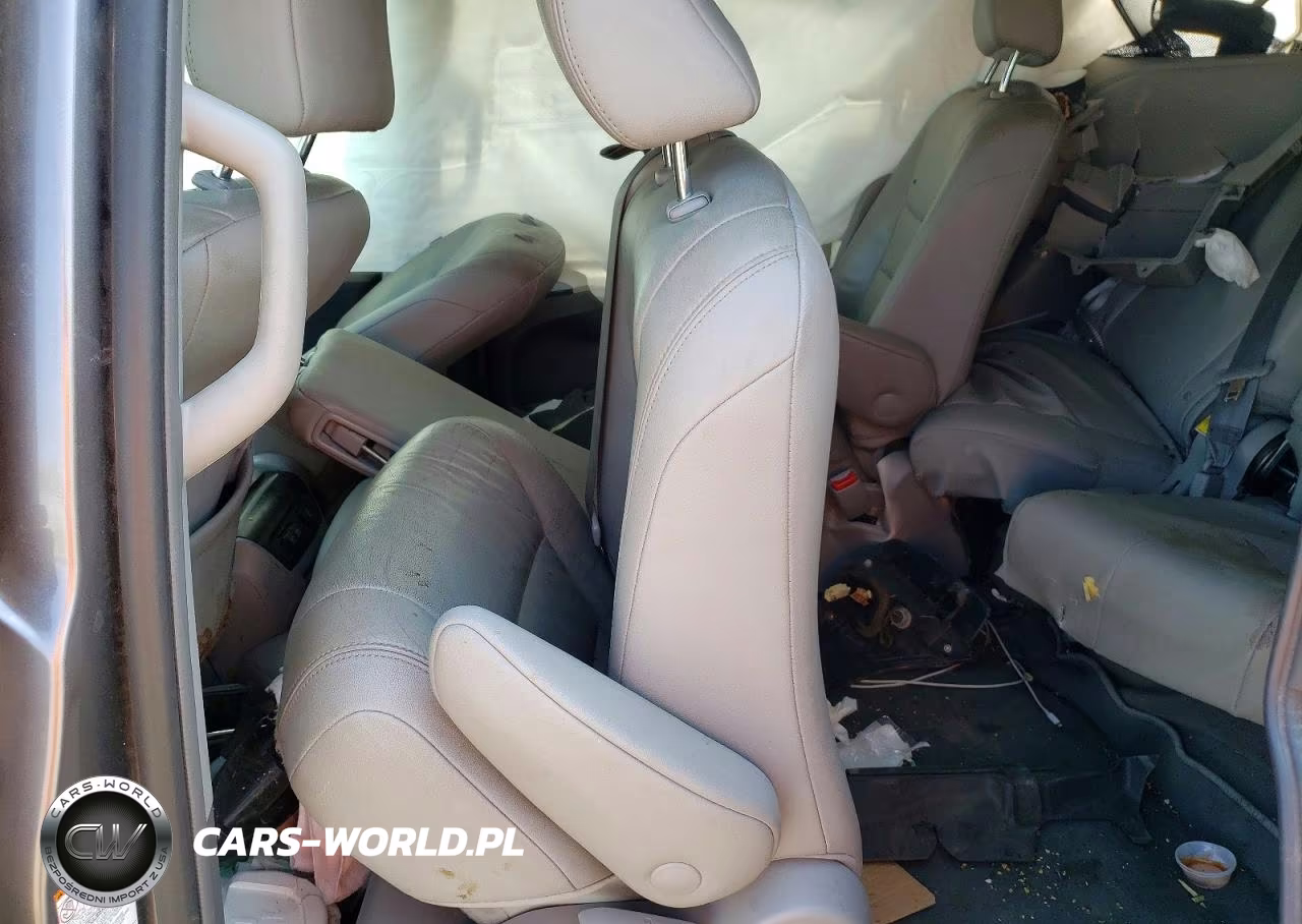 2019 Toyota Sienna Xle 8-Passenger VIN:5TDYZ3DC4KS973235 - 11