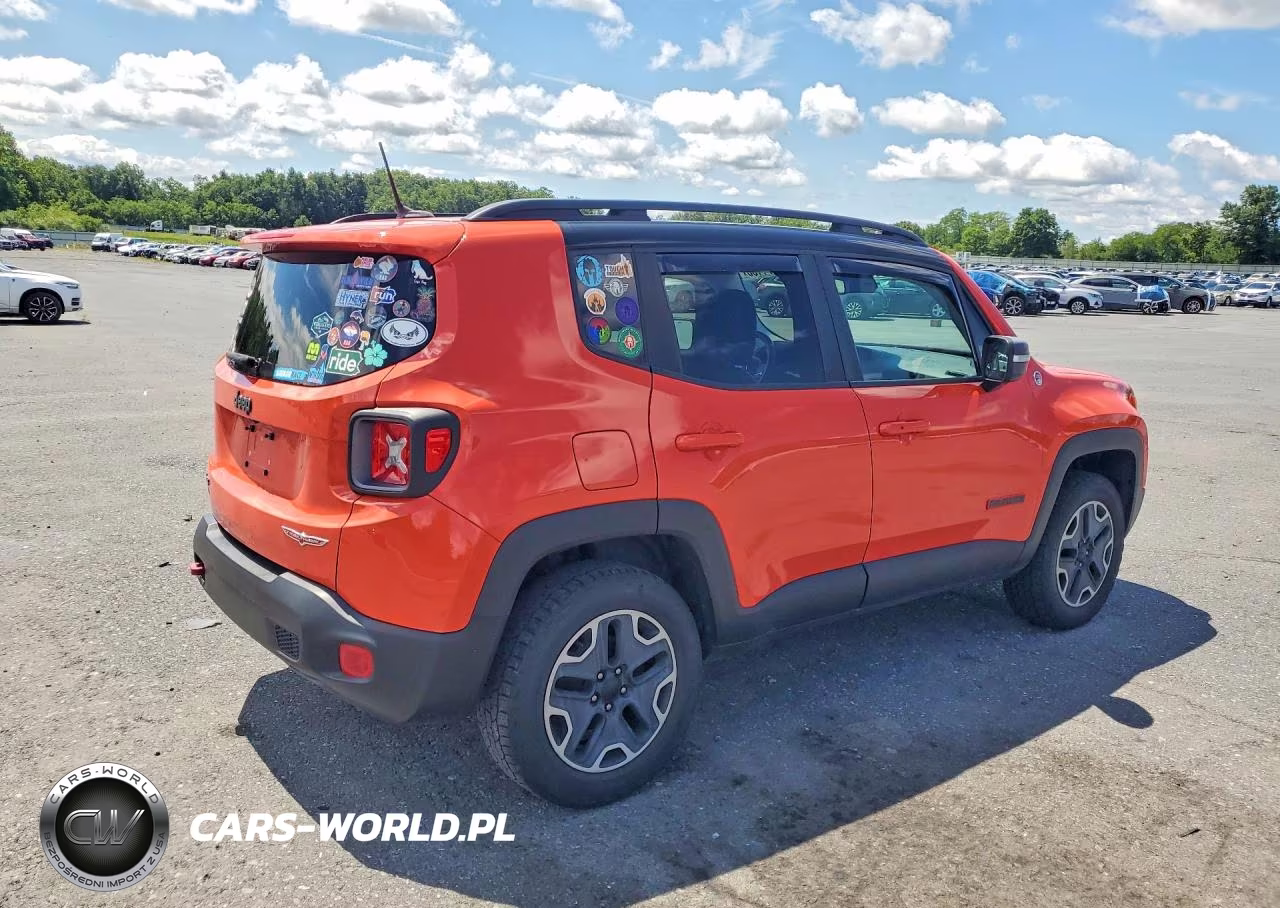2016 Jeep Renegade Trailhawk VIN:ZACCJBCT6GPD41287 - 3