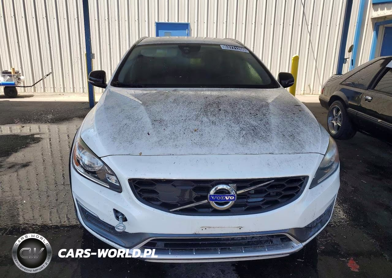2016 Volvo V60 Cross Country Premier VIN:YV4612HK7G1008574 - 5