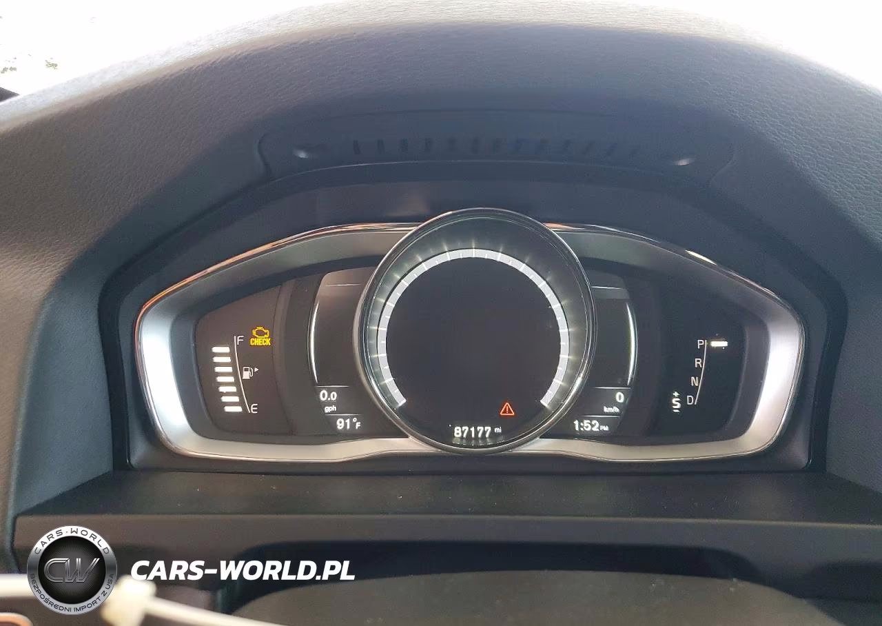 2016 Volvo V60 Cross Country Premier VIN:YV4612HK7G1008574 - 9