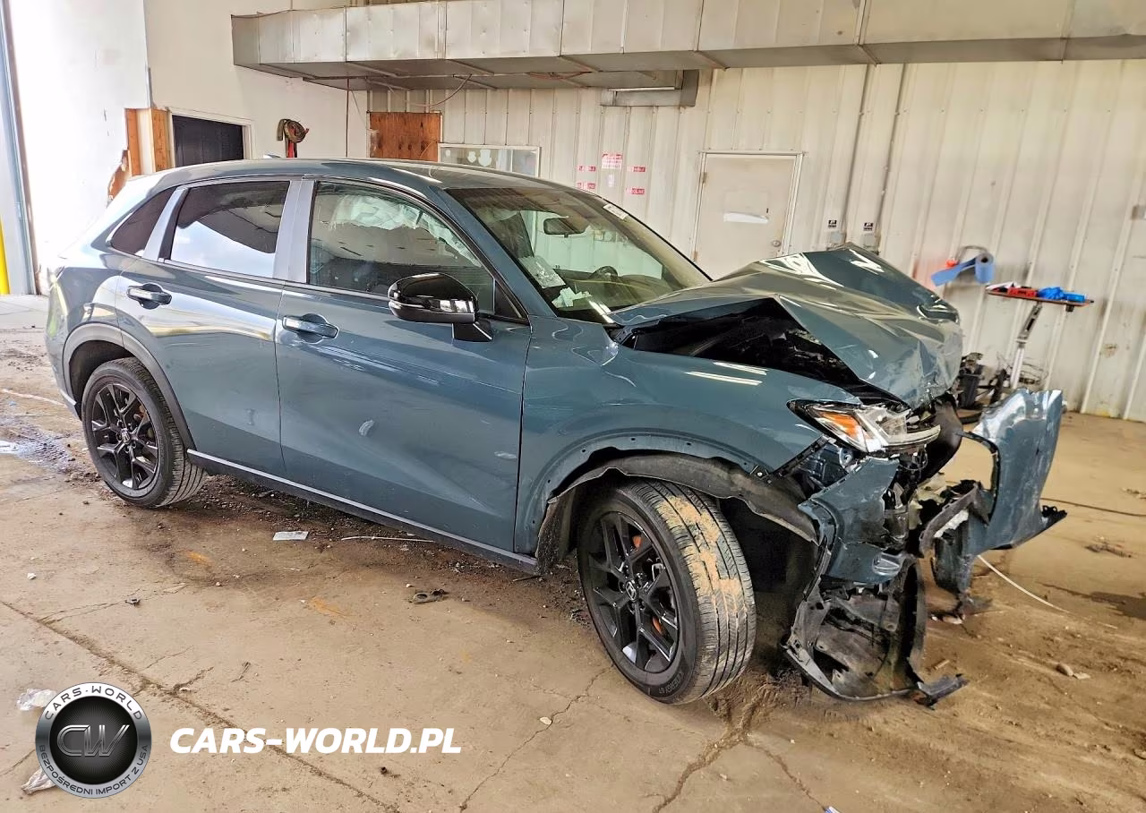 2025 Honda Hr-V Sport VIN:3CZRZ2H57SM748442 - 4