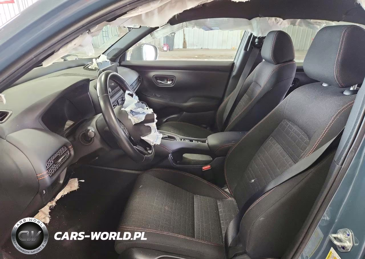2025 Honda Hr-V Sport VIN:3CZRZ2H57SM748442 - 7