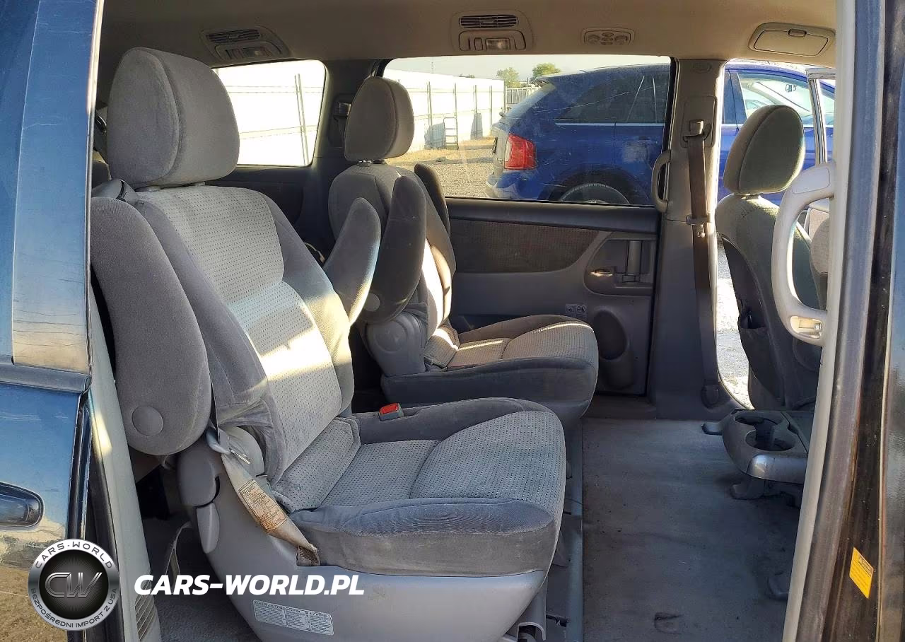 2010 Toyota Sienna Le 7-Passenger VIN:5TDKK4CC8AS289725 - 11